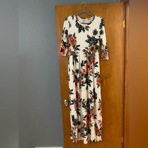 PinkBlush Large floral maxi dress, stretchy, maternity